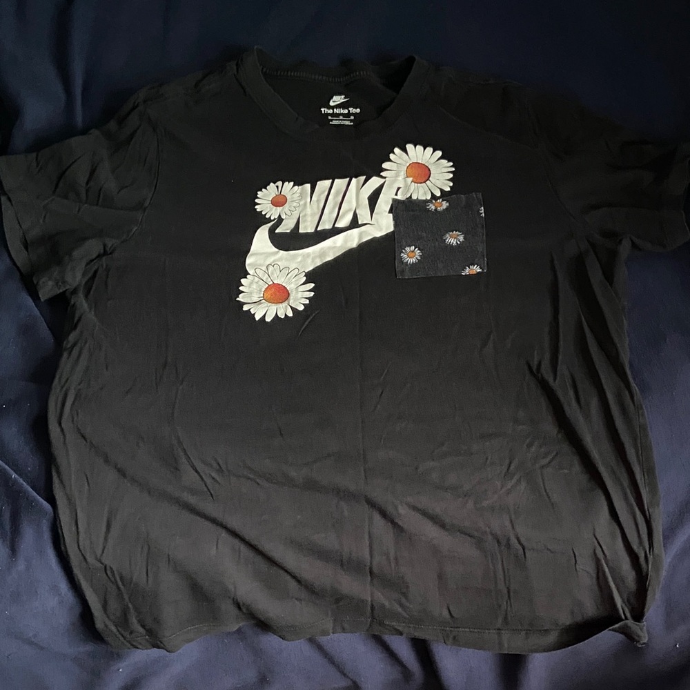 Nike Black Tee with Daisy Accents